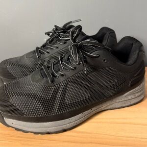 Brahma Men's Kamden Steel Toe Sneakers Size 9